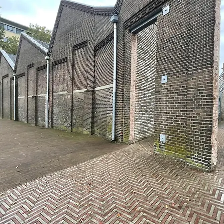 Guest house Free Parking And Airco At B&c Weaving Mill Oss