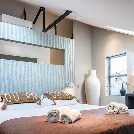Free Parking And Airco At B&c Weaving Mill 4*